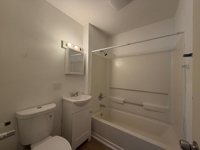 Building Photo - 3717 Nevada Ave