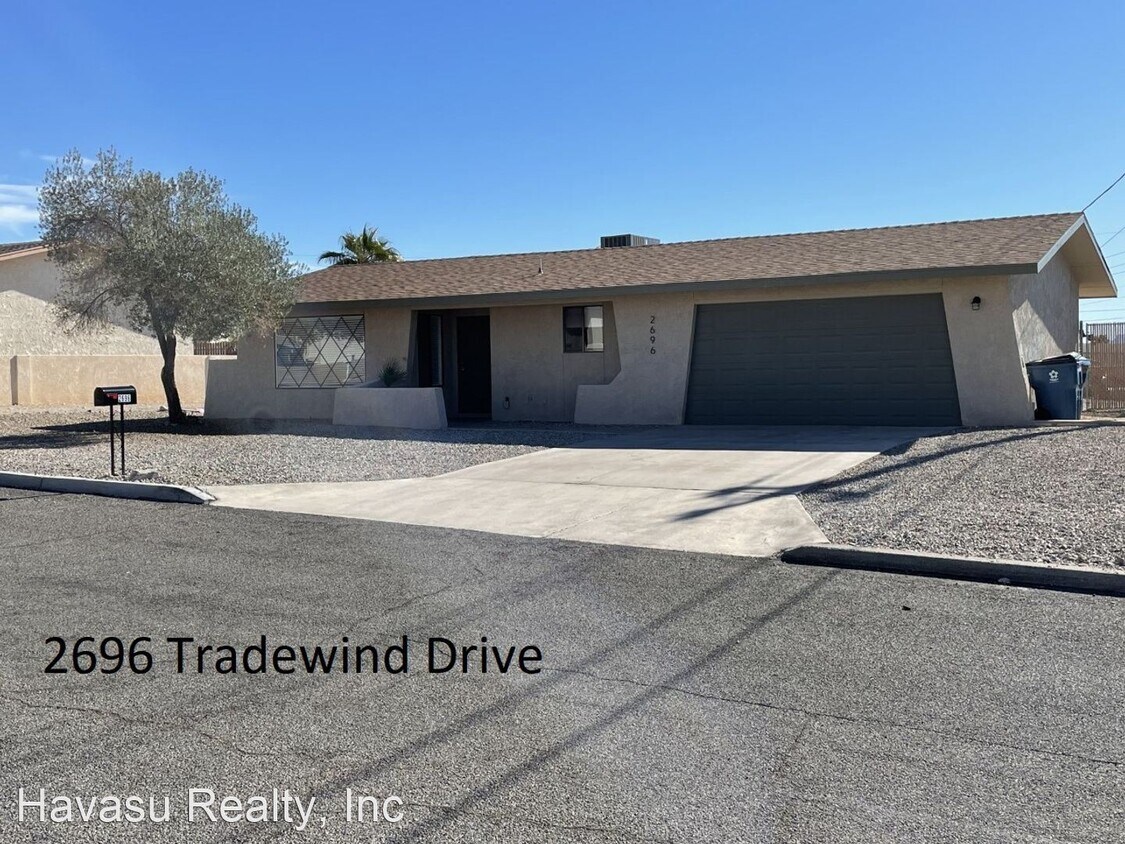3 br, 2 bath House 2696 Tradewind Drive House Rental in Lake Havasu