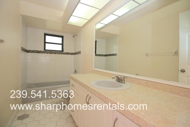Building Photo - 7464 Pebble Beach Rd