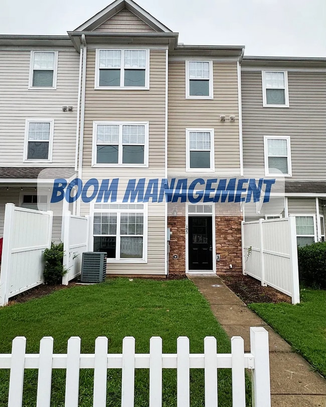 Building Photo - 331 Gilman Ln