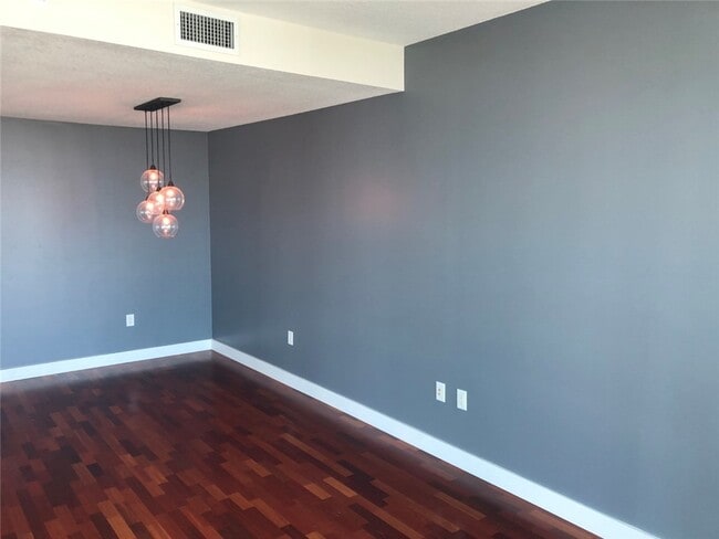 Building Photo - 3131 Michelson Dr