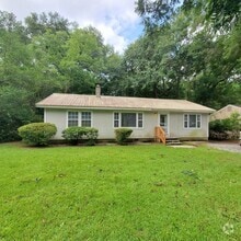 Building Photo - 417 Canna Dr