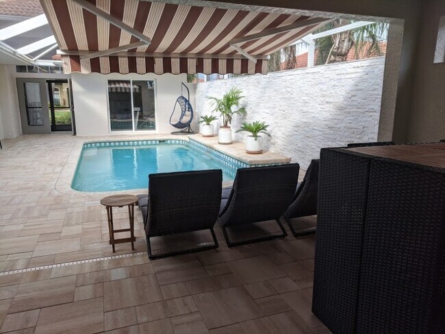 Foto del edificio - 104 Cala Ct