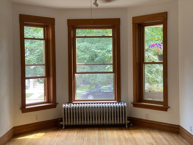 Foto del edificio - 2222 W Giddings St