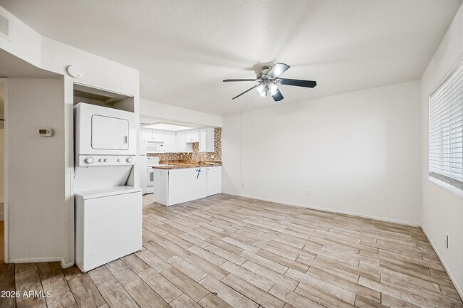 Foto del edificio - 21622 N 23rd Ave