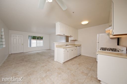 Primary Photo - 665 Ascot Dr