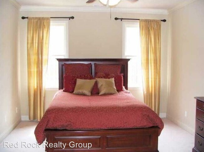 Foto del edificio - 3 br, 2 bath House - 5684 Park Side Road
