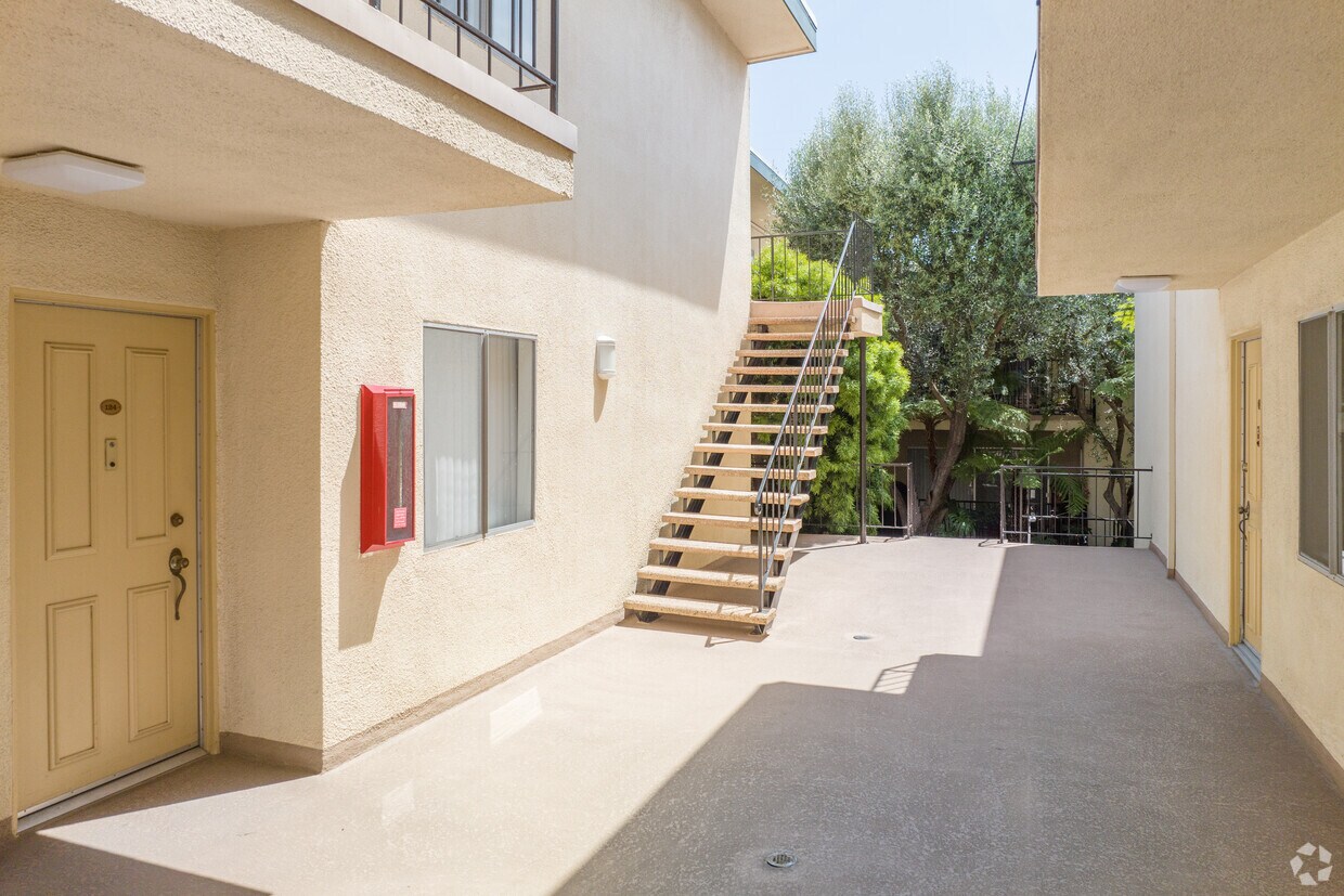 Casa de Oro Apartments Apartments in Torrance, CA Westside Rentals