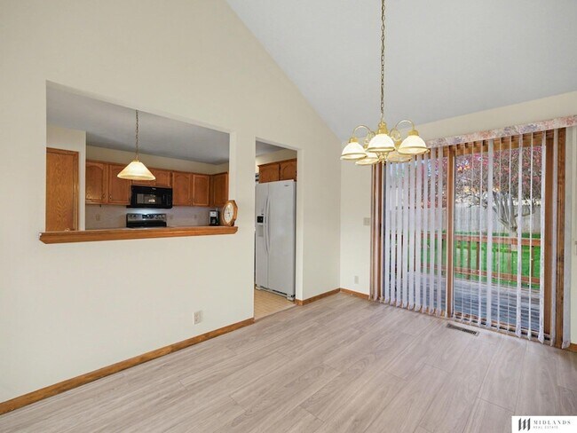 Foto del edificio - 5763 N 130th St