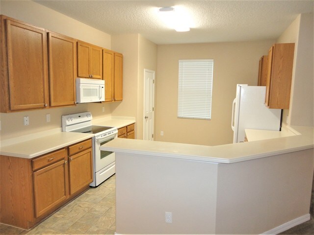 Building Photo - 10501 Marsanne Place