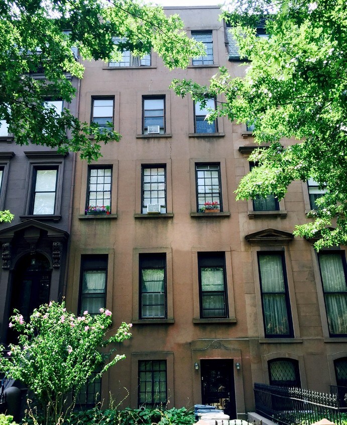 Building Photo - 336 Clinton Ave