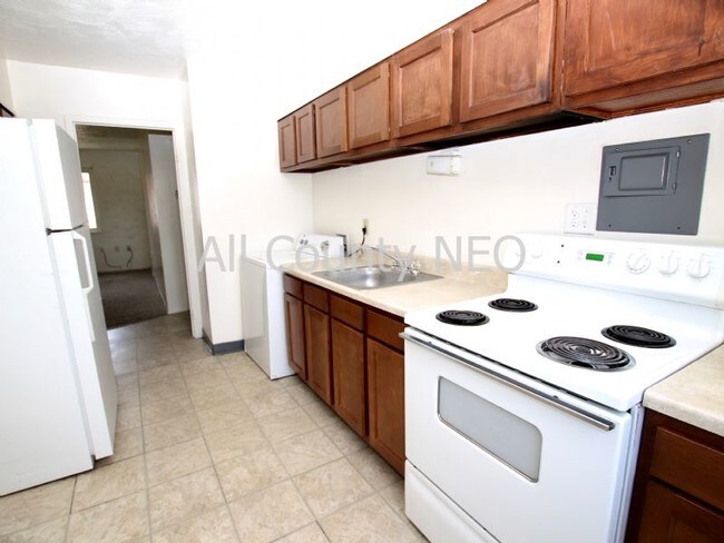 Building Photo - 20580 Lorain Rd