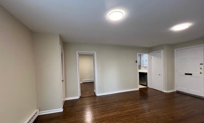 Foto del edificio - 1501 Key Blvd