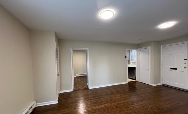 Building Photo - 1501 Key Blvd