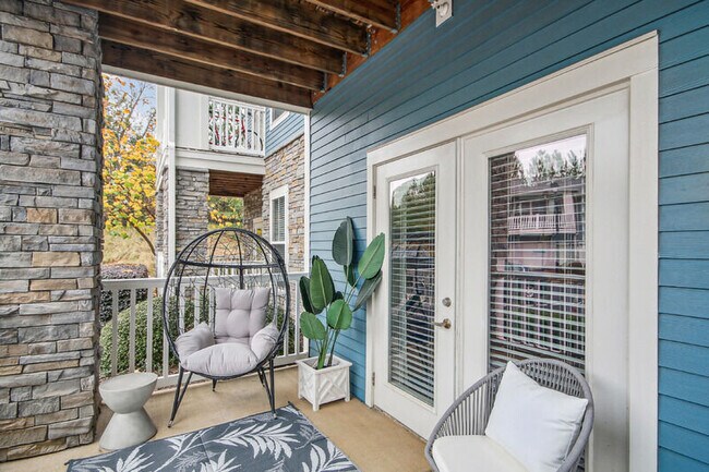 Building Photo - Mosby Poinsett