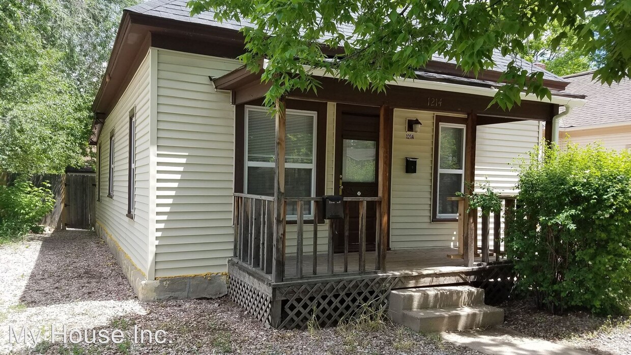 Primary Photo - 1214 Remington St