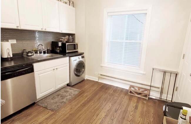 Foto del edificio - 2149 N Fremont St