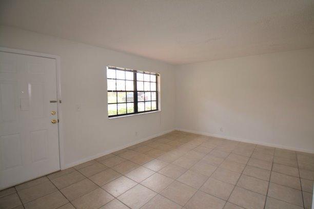 Foto del edificio - 4721 Oak Terrace Dr