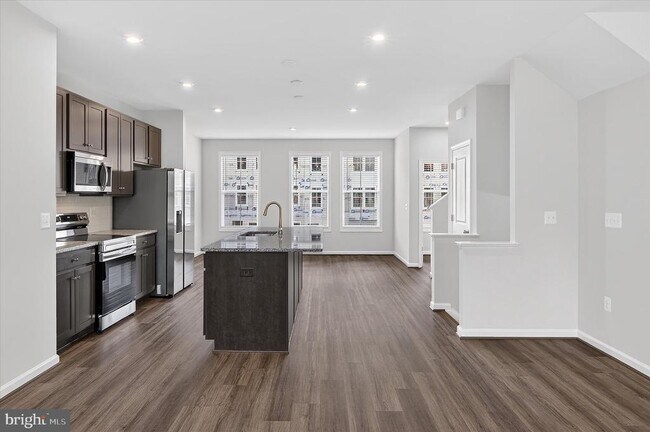 Foto del edificio - 7722 Harlow Cir