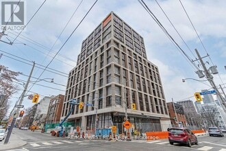 Building Photo - 123 Portland St