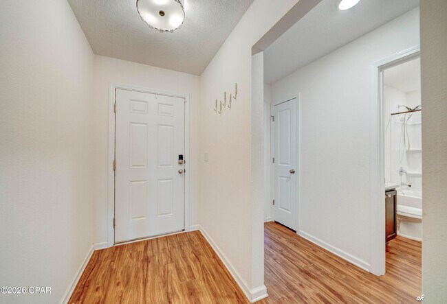 Foto del edificio - 7138 Hatteras Blvd