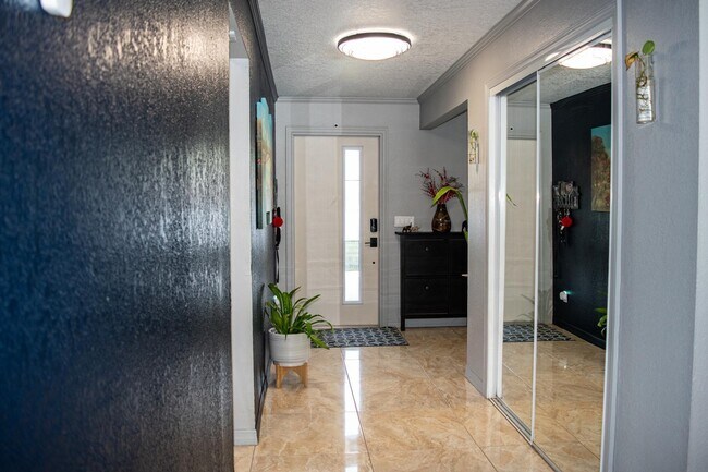 Foto del edificio - 5432 Sandhurst Cir S