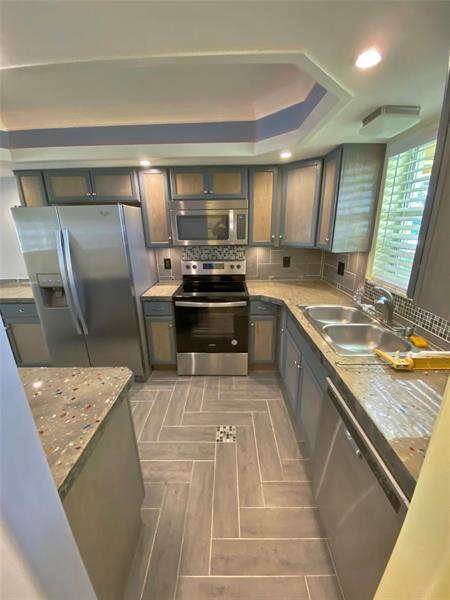 Foto del edificio - 5170 SW 40th Ave