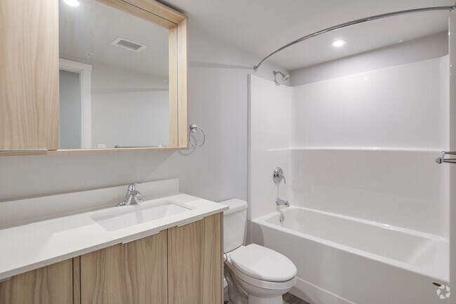 2 chambres, 1 salle de bain - 77 m² - Salle de bain - Bray Park Apartments