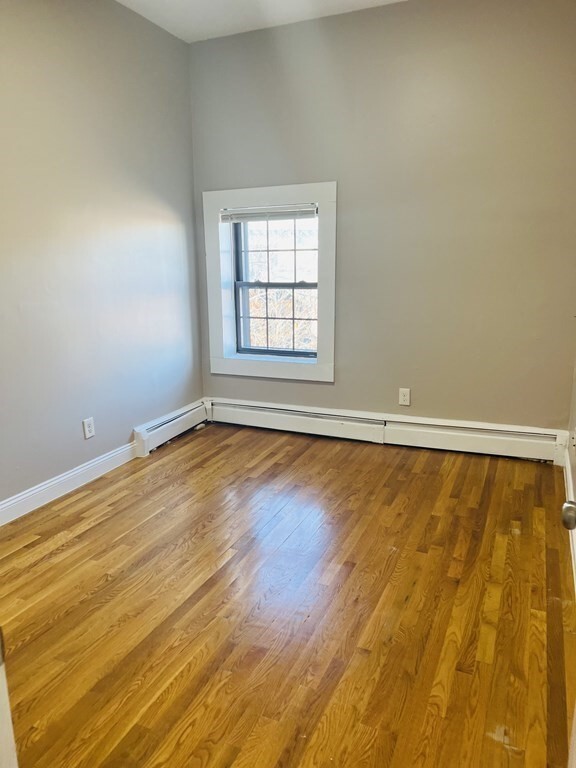 Building Photo - 513 Norwest Dr