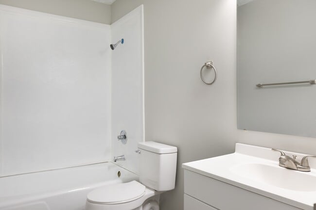 Building Photo - 3207 Tallywood Dr