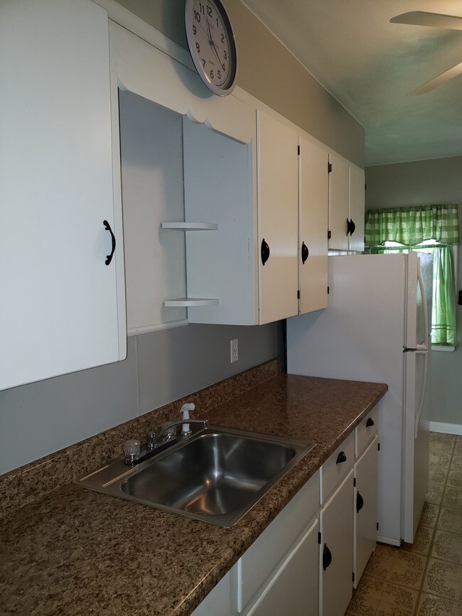 Foto del edificio - 841 Wilson Ave