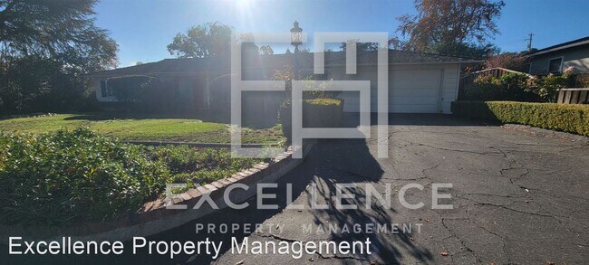 Foto del edificio - 3 br, 2 bath House - 386 Yerba Buena Ave