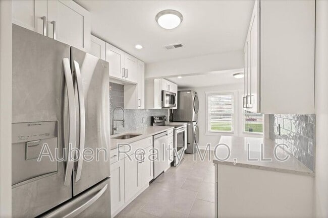 Foto del edificio - 4605 Harrison St