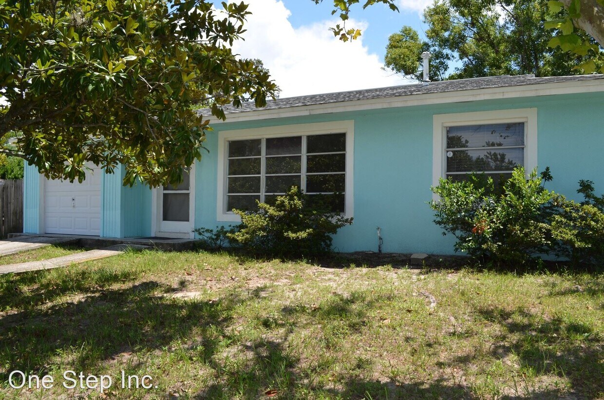 Primary Photo - 2 br, 1.5 bath House - 452 Edgehill Ave