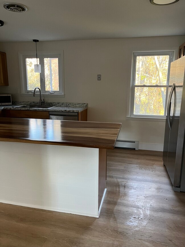 Photo - 1534 CT-12 House