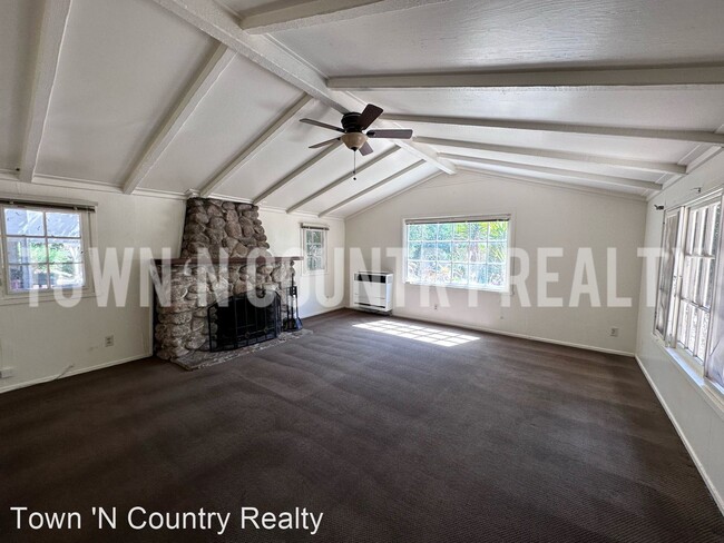 Building Photo - 2 br, 1 bath House - 21 Southbank Rd.