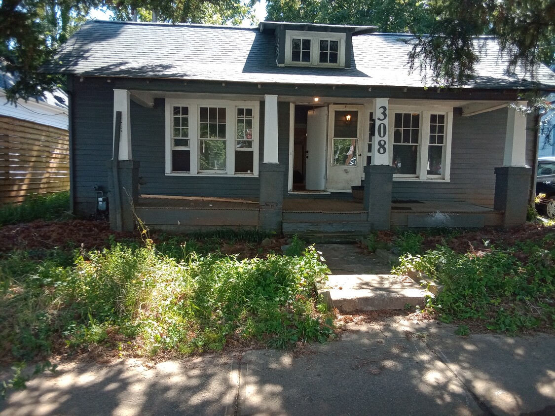 Primary Photo - 308 S Broad St
