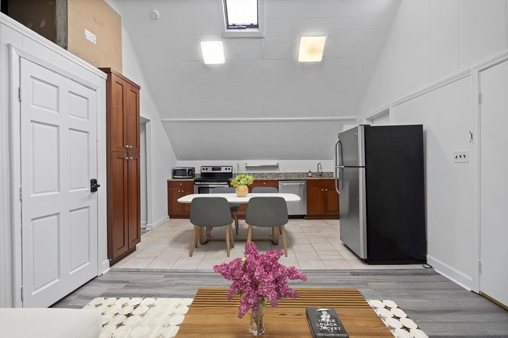 Foto principal - 155 5th St