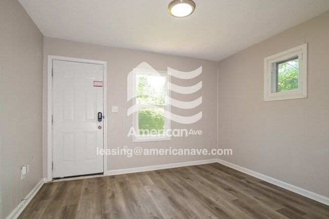 Building Photo - 127 Grether Ave