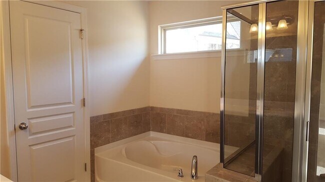 Foto del edificio - 2678 Knox Creek Rd