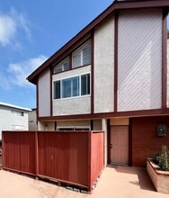 Building Photo - 2509 W Redondo Beach Blvd