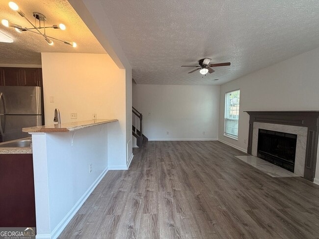 Building Photo - 1026 Wuthering Way