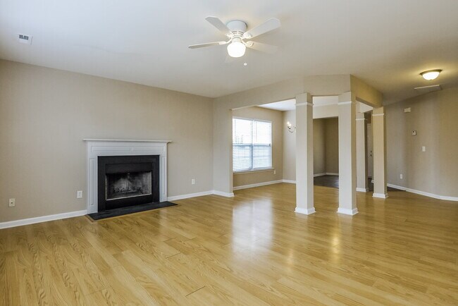 Foto del edificio - 820 Willow Bay Dr