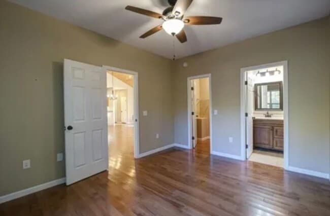 Foto del edificio - 127 Gardenia Ct