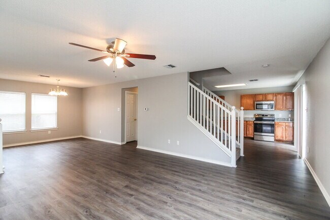 Foto del edificio - 320 Capricorn St