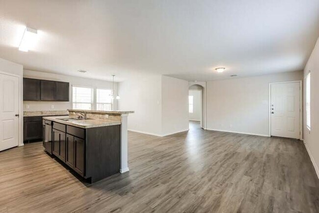 Foto del edificio - 5314 Freshwater Way