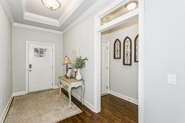 Foto del edificio - 9013 Timber Ln