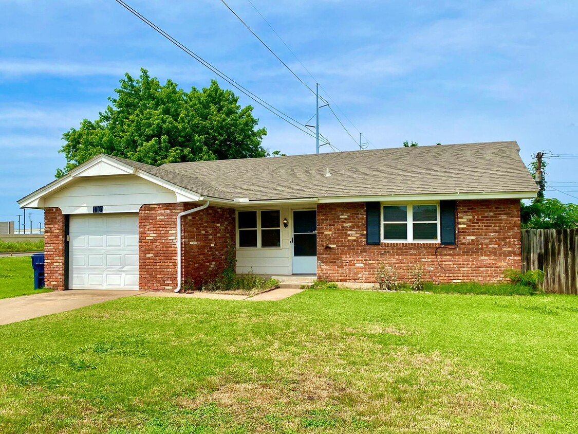 1101 Northgate Terrace, Edmond, OK 73013 House Rental in Edmond, OK