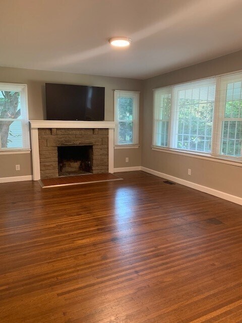 Foto del edificio - 646 Berkley Rd