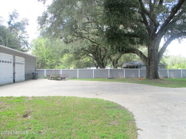 Building Photo - 8549 US-90